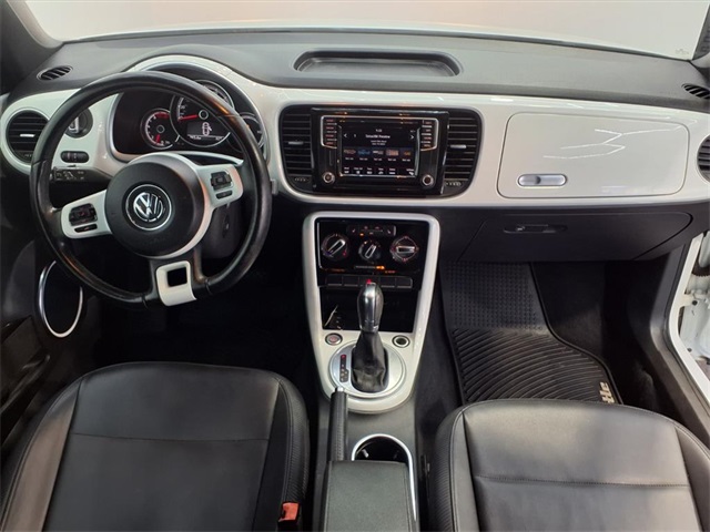 2018 Volkswagen Beetle 2.0T S - 3