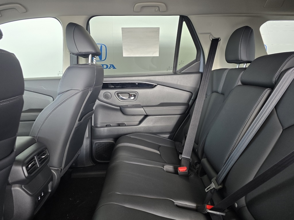 Thumbnail: 2026 Honda Passport - 14