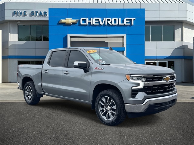 2023 Chevrolet Silverado 1500 LT Crew Cab 4WD