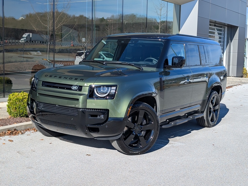 2026 Land Rover Defender 130 P400 X-Dynamic SE AWD
