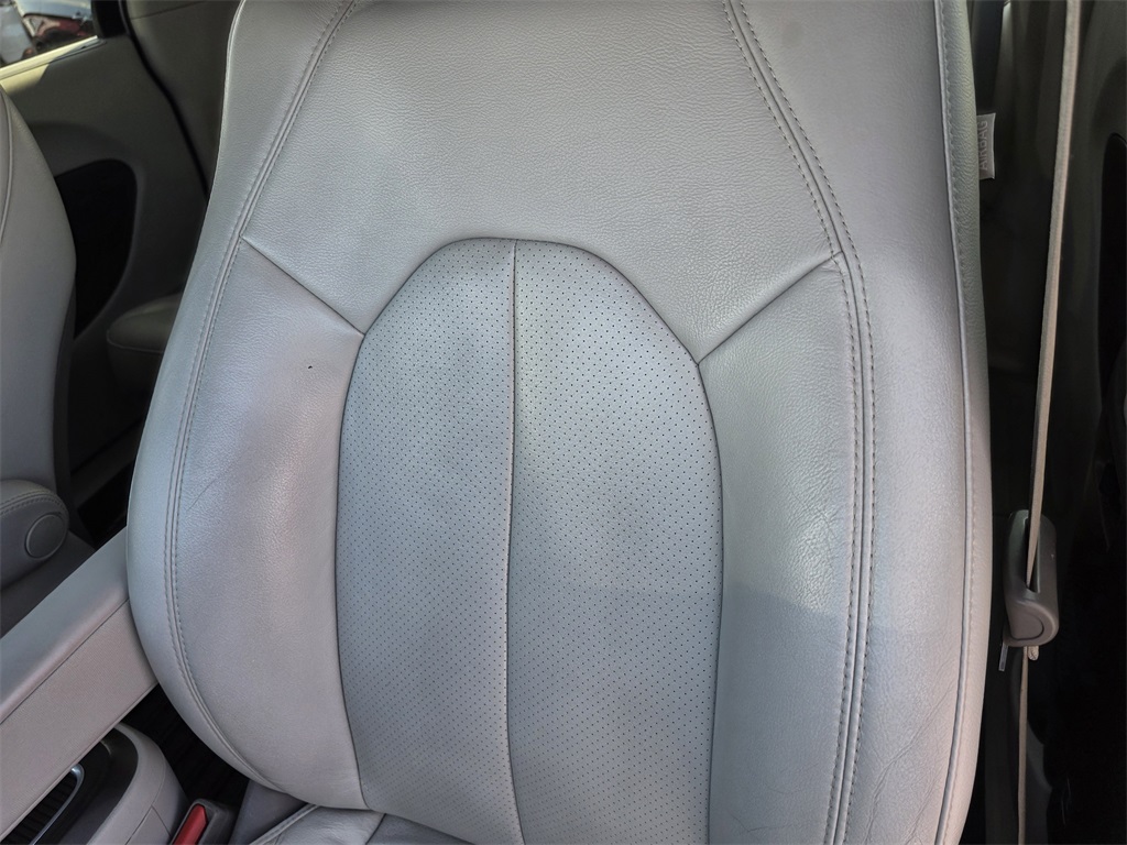 2021 Chrysler Pacifica Touring L White at Parkway Family Mazda