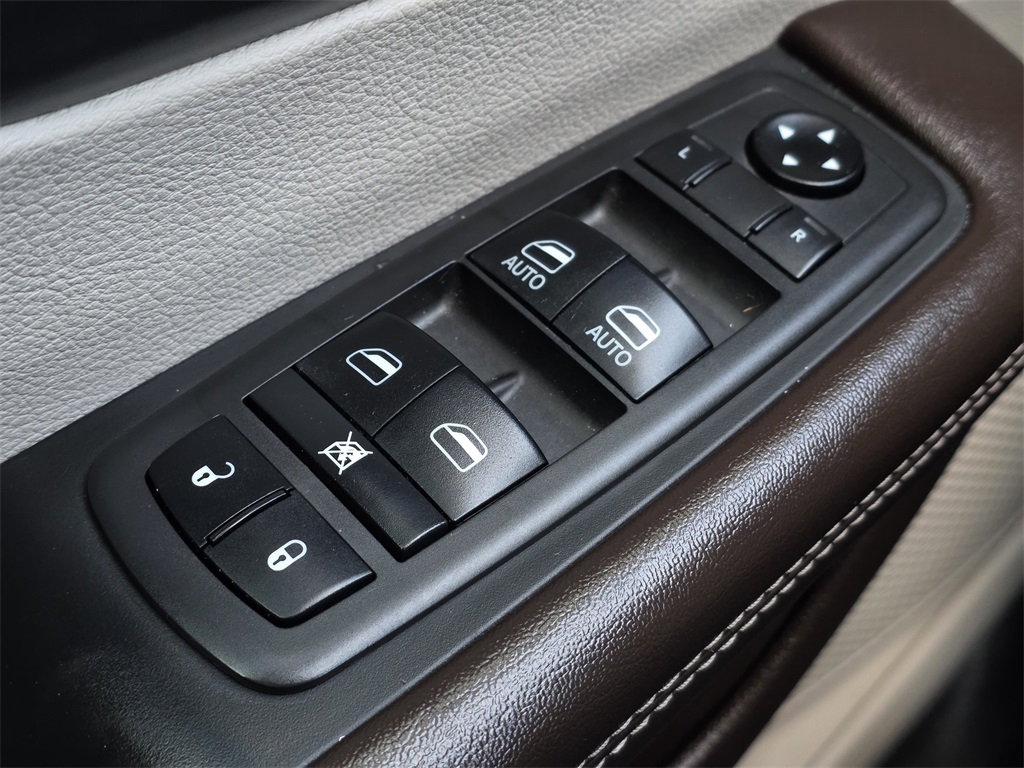 2021 Chrysler Pacifica Touring L White at Parkway Family Mazda