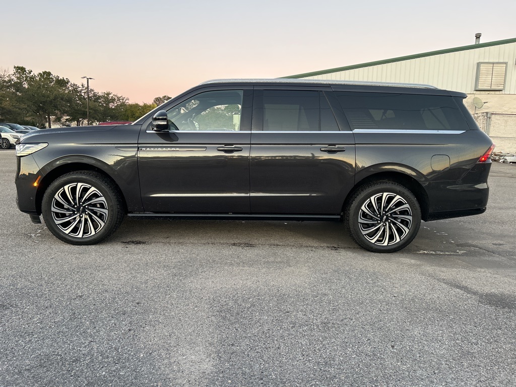 2025 Lincoln Navigator L Black Label 4WD