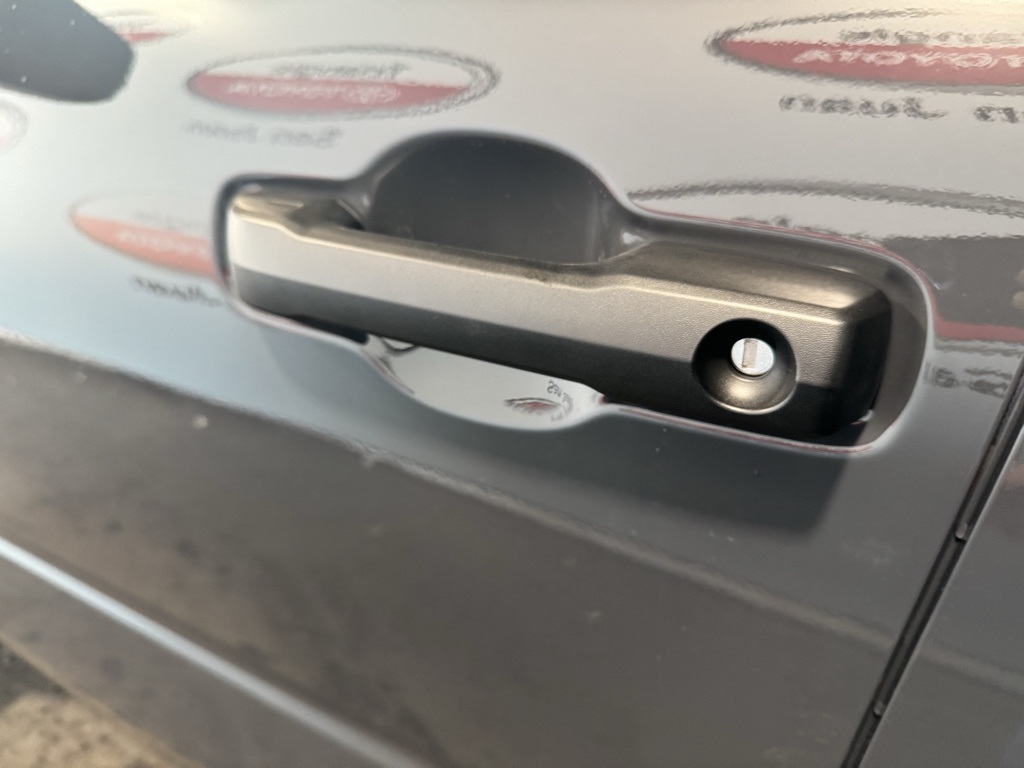 Thumbnail: 2025 Toyota 4Runner - 12