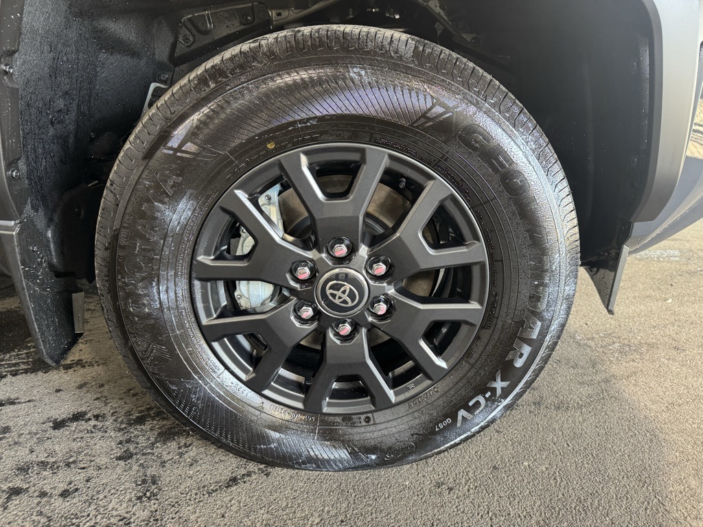 Thumbnail: 2025 Toyota 4Runner - 7