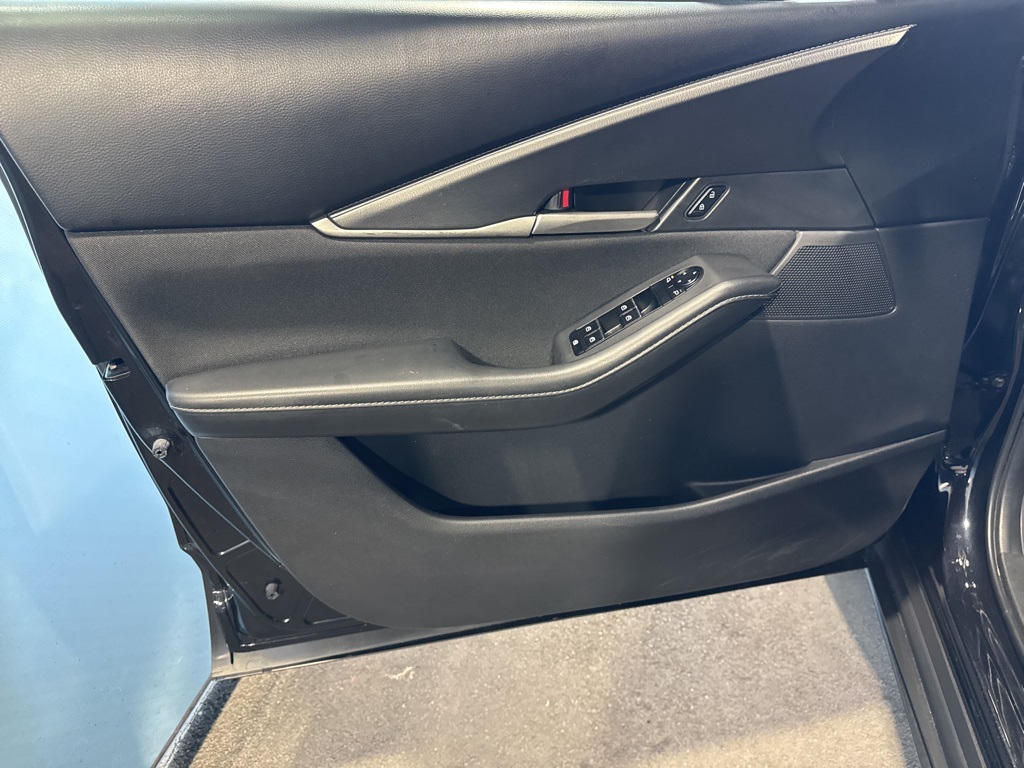 Thumbnail: 2023 Mazda CX-30 - 30