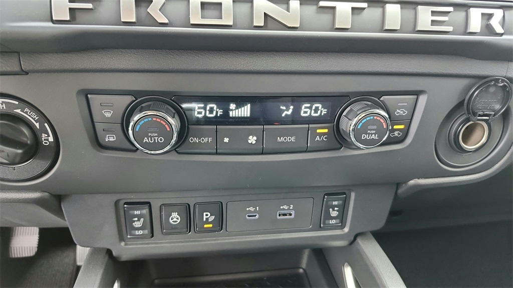 2025 Nissan Frontier