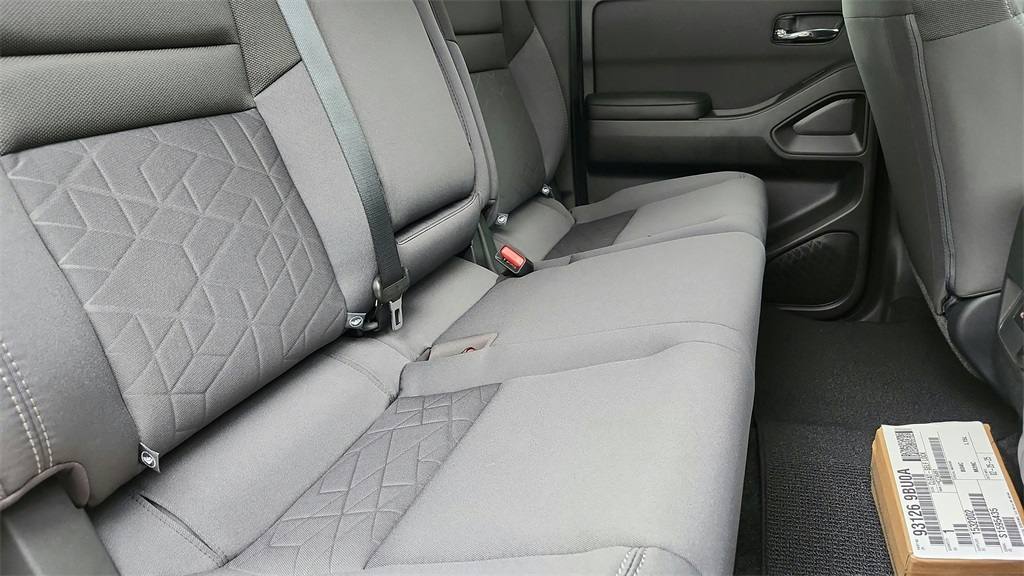 2025 Nissan Frontier