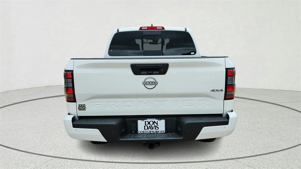 2025 Nissan Frontier