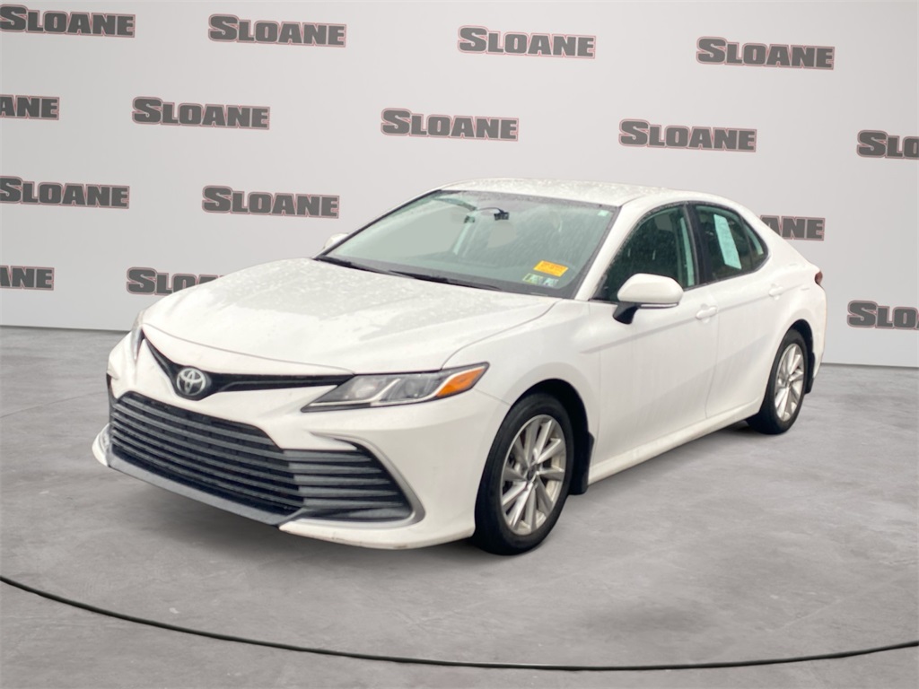 2023 Toyota Camry LE FWD