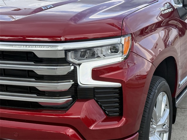 2025 Chevrolet Silverado 1500 High Country - 10