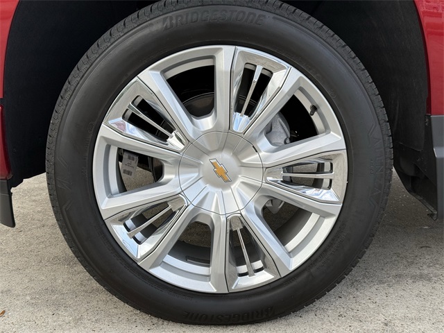 2025 Chevrolet Silverado 1500 High Country - 11