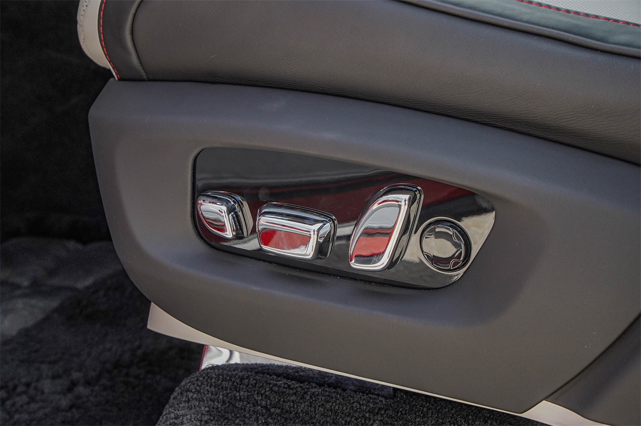 Used Car 2024 Rolls-royce Cullinan  Black Badge For Sale Under $430,000 In Austin, Texas