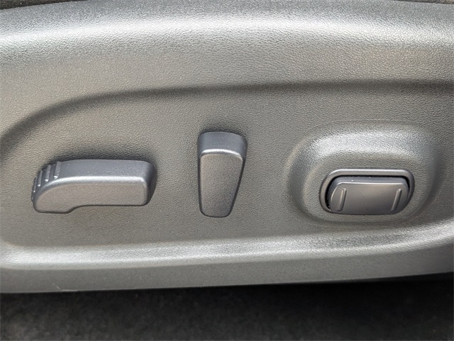 2017 Nissan Murano SV Silver at Don McGill Toyota