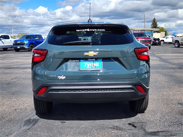2026 Chevrolet Trax LS photo 4