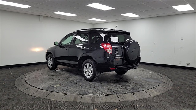 2010 – Toyota – RAV4