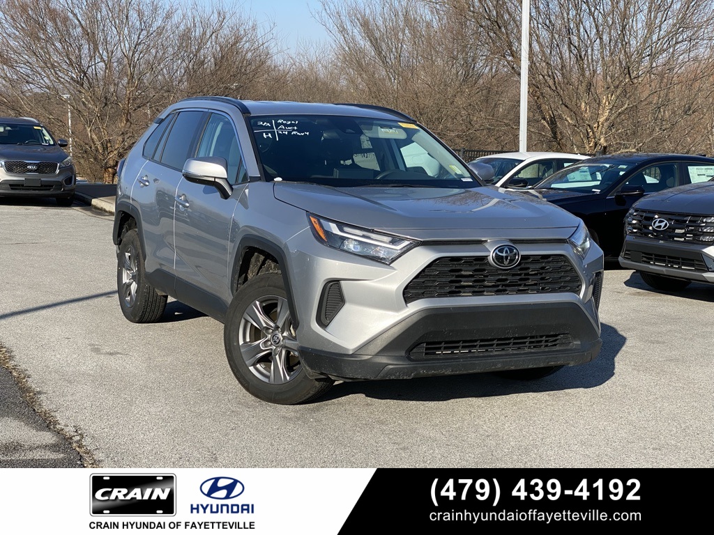 2024 Toyota RAV4 XLE FWD