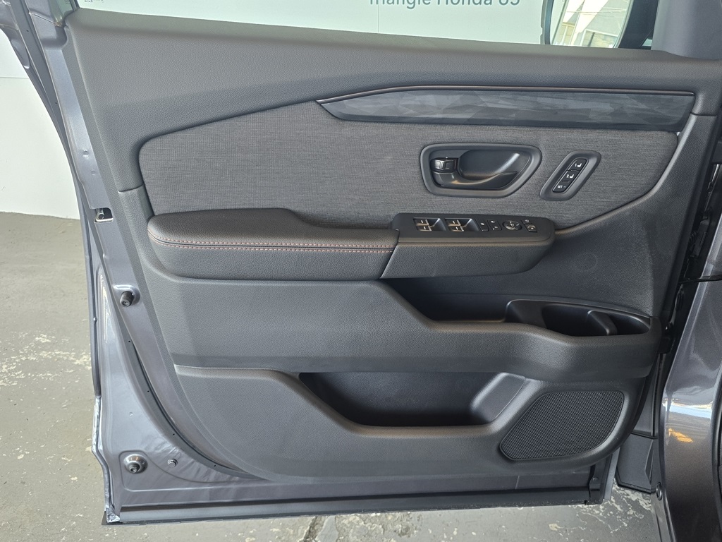 Thumbnail: 2026 Honda Passport - 23