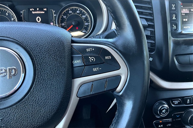 Used 2015 Jeep Cherokee For Sale in Gloucester, MA