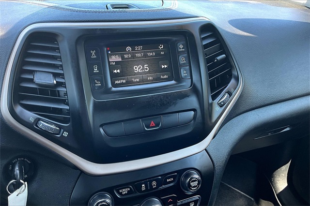 Used 2015 Jeep Cherokee For Sale in Gloucester, MA