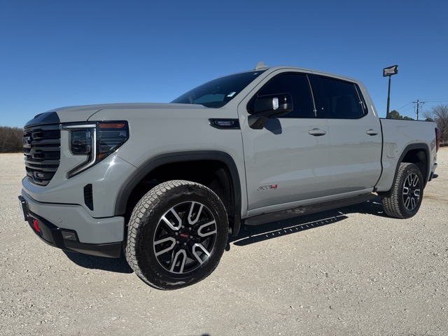 2024 GMC Sierra 1500 AT4 Crew Cab 4WD