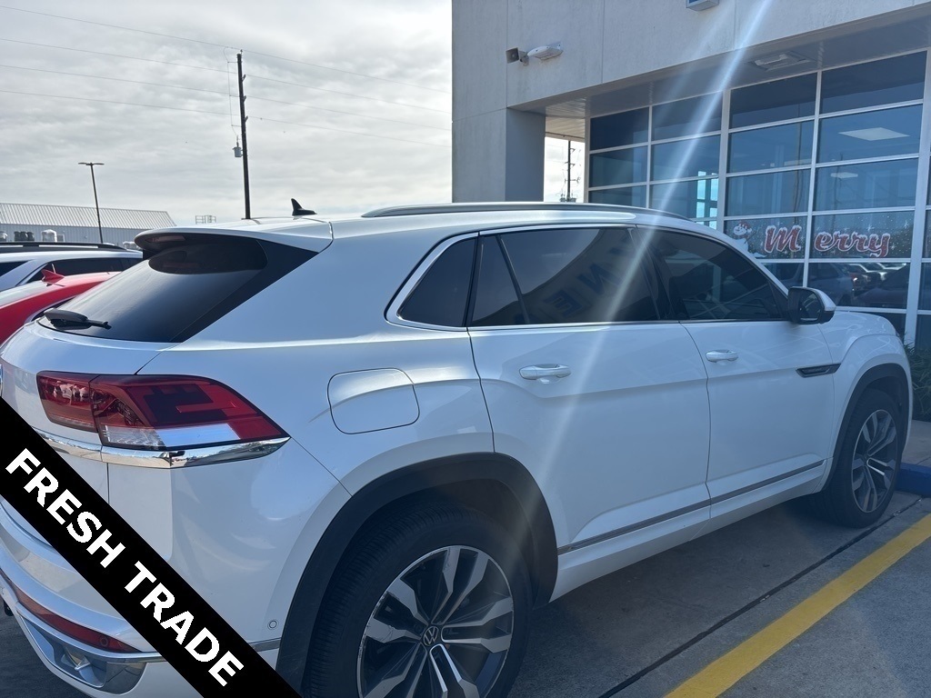 2022 Volkswagen Atlas Cross Sport 3.6L V6 SEL Premium R-Line White at DeMontrond Auto Country