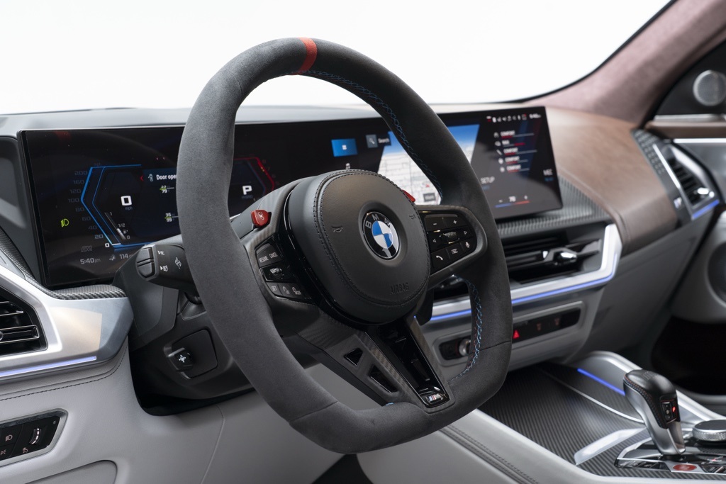 2023 BMW XM Base - Photo 13