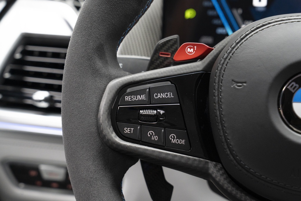 2023 BMW XM Base - Photo 14