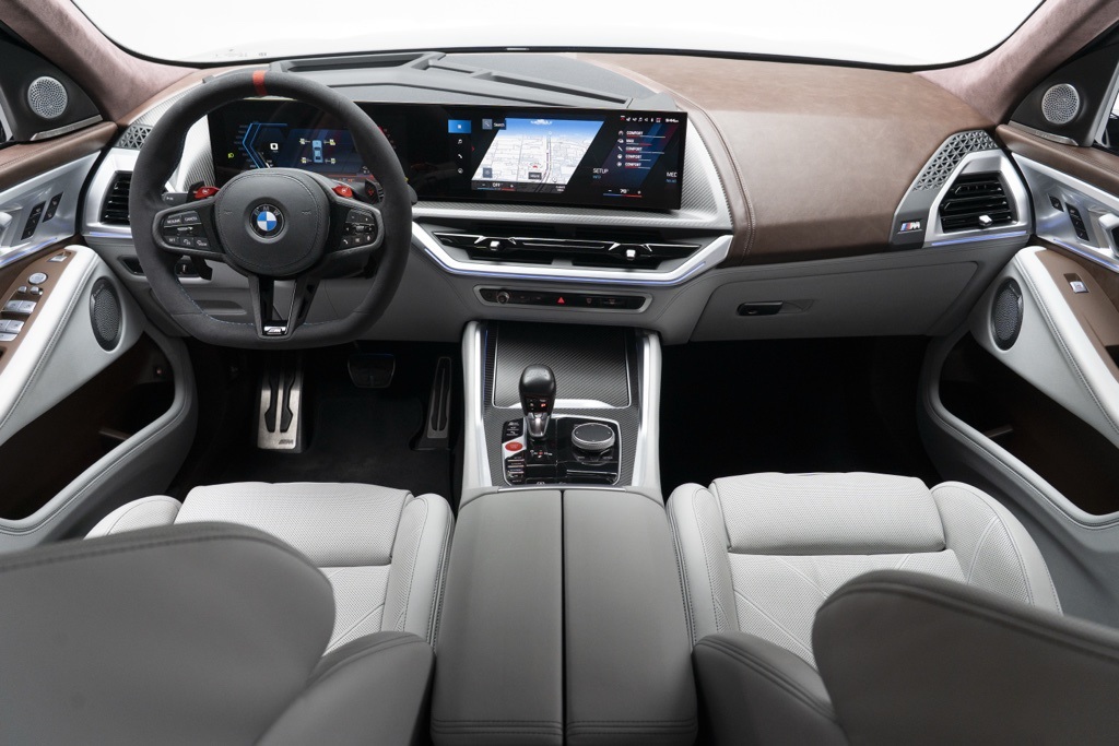 2023 BMW XM Base - Photo 2