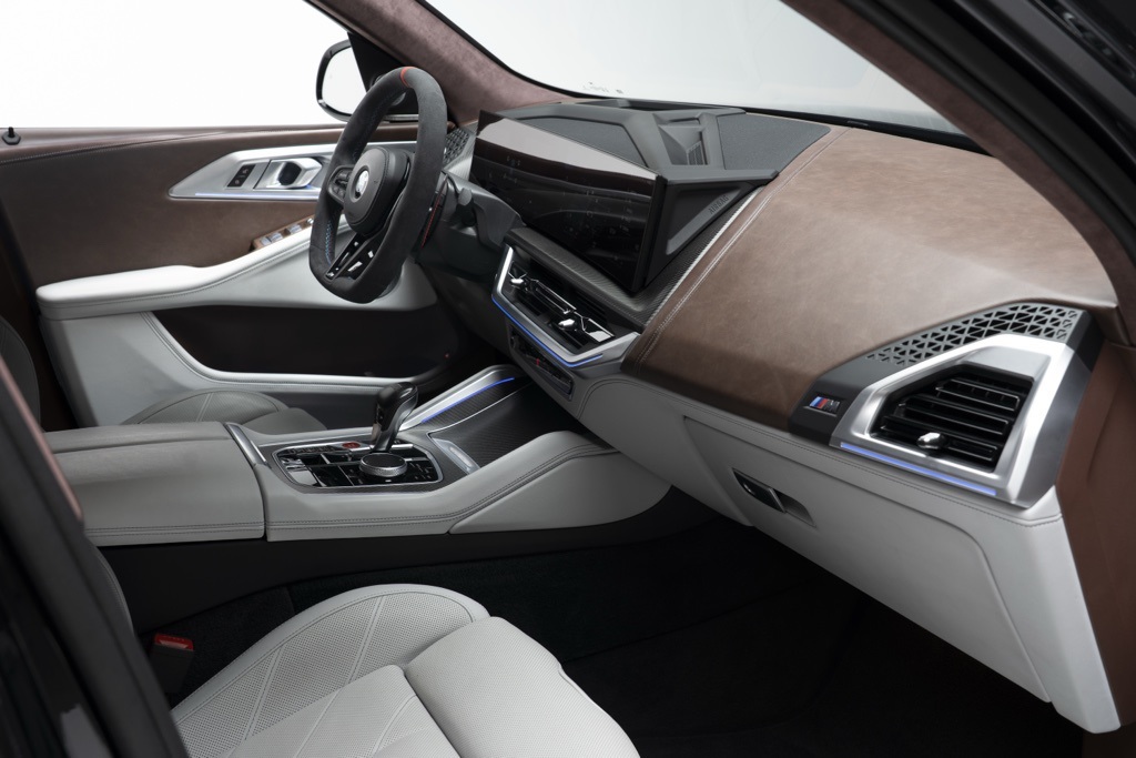 2023 BMW XM Base - Photo 29