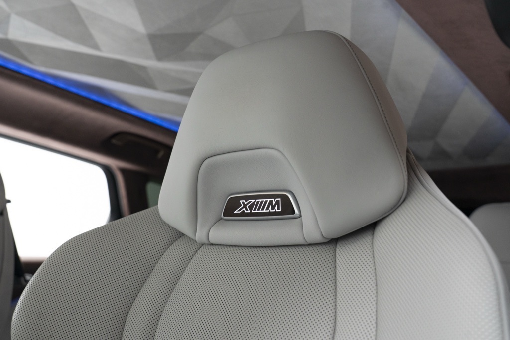 2023 BMW XM Base - Photo 5