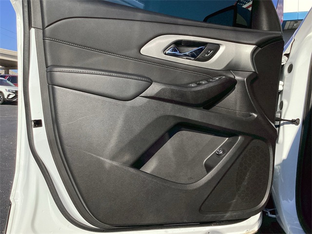 Used Car 2023 Chevrolet Traverse  Lt For Sale Under $30,000 In San Antonio, Texas