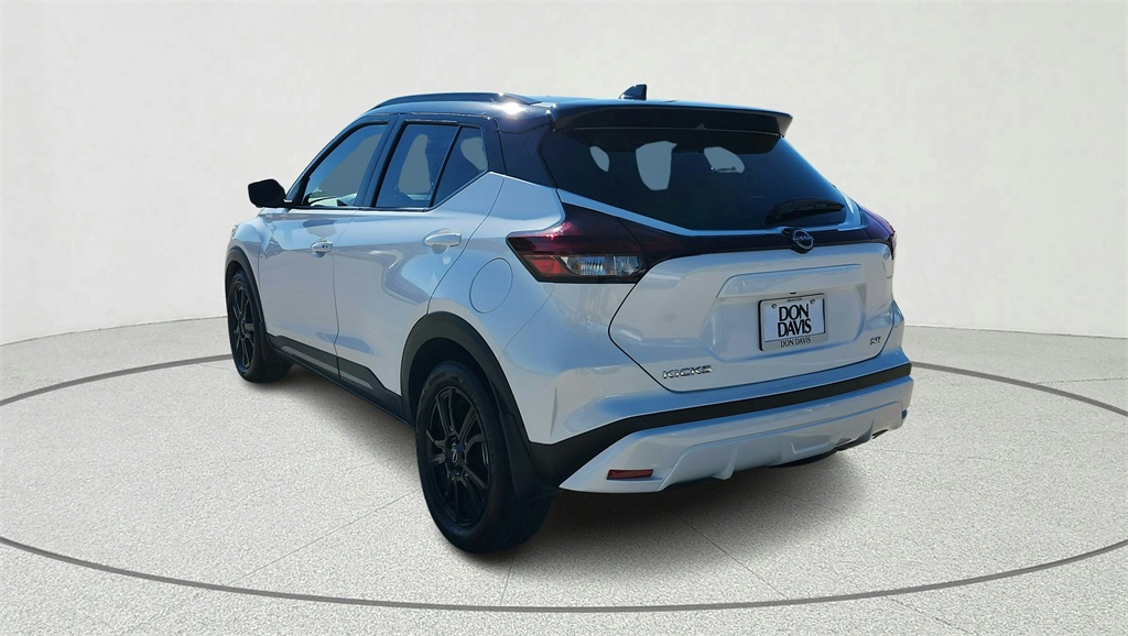 2023 Nissan Kicks