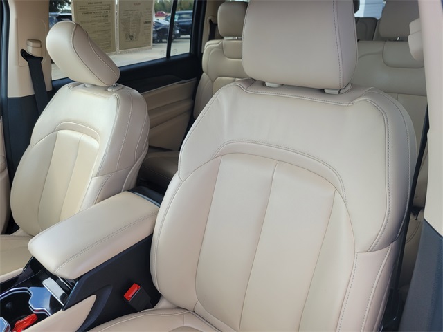 2022 Jeep Grand Cherokee L Limited White at DeMontrond Auto Country