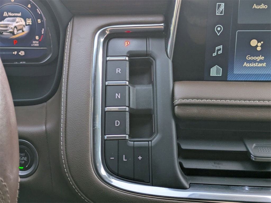 Used 2023 Chevrolet Suburban For Sale in Findlay, OH