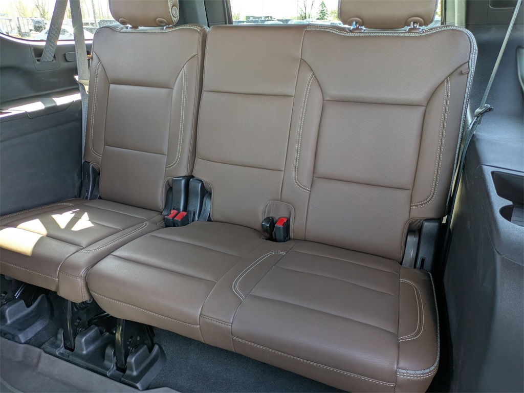 Used 2023 Chevrolet Suburban For Sale in Findlay, OH