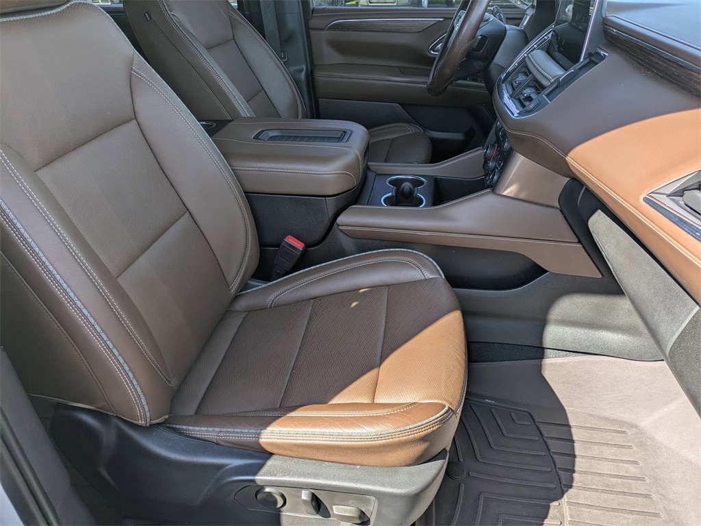 Used 2023 Chevrolet Suburban For Sale in Findlay, OH