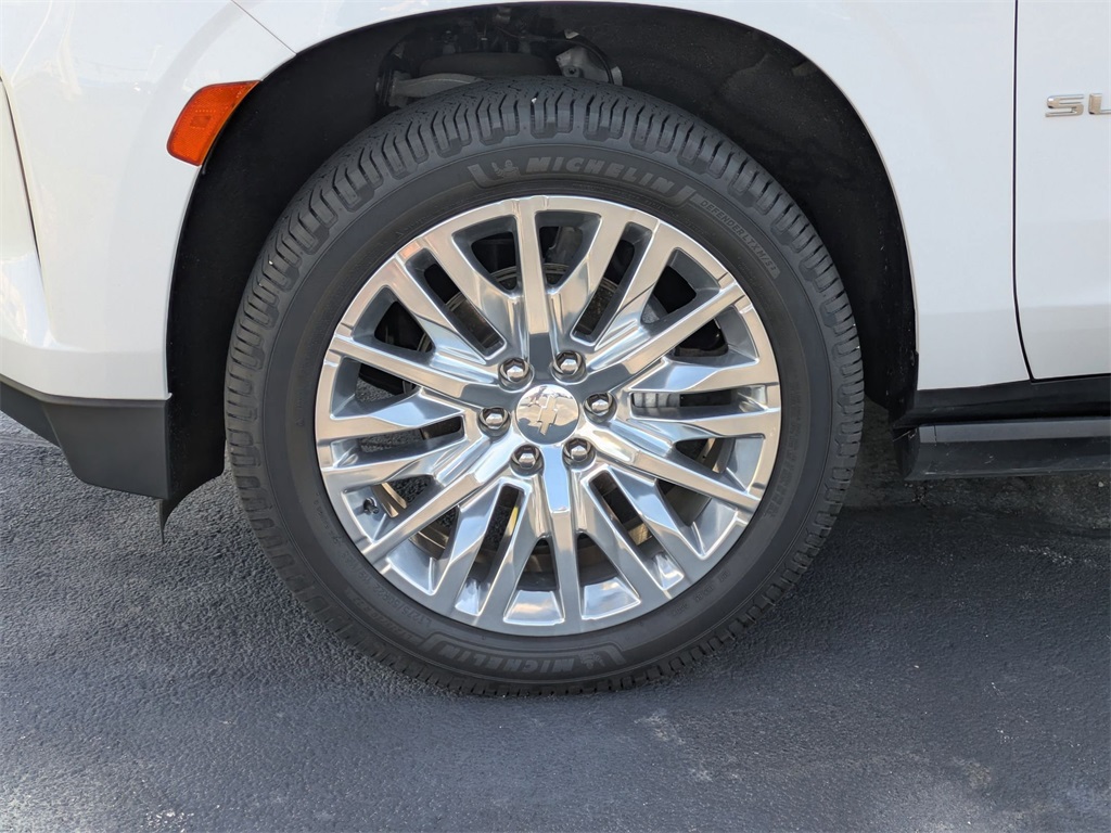 Used 2023 Chevrolet Suburban For Sale in Findlay, OH
