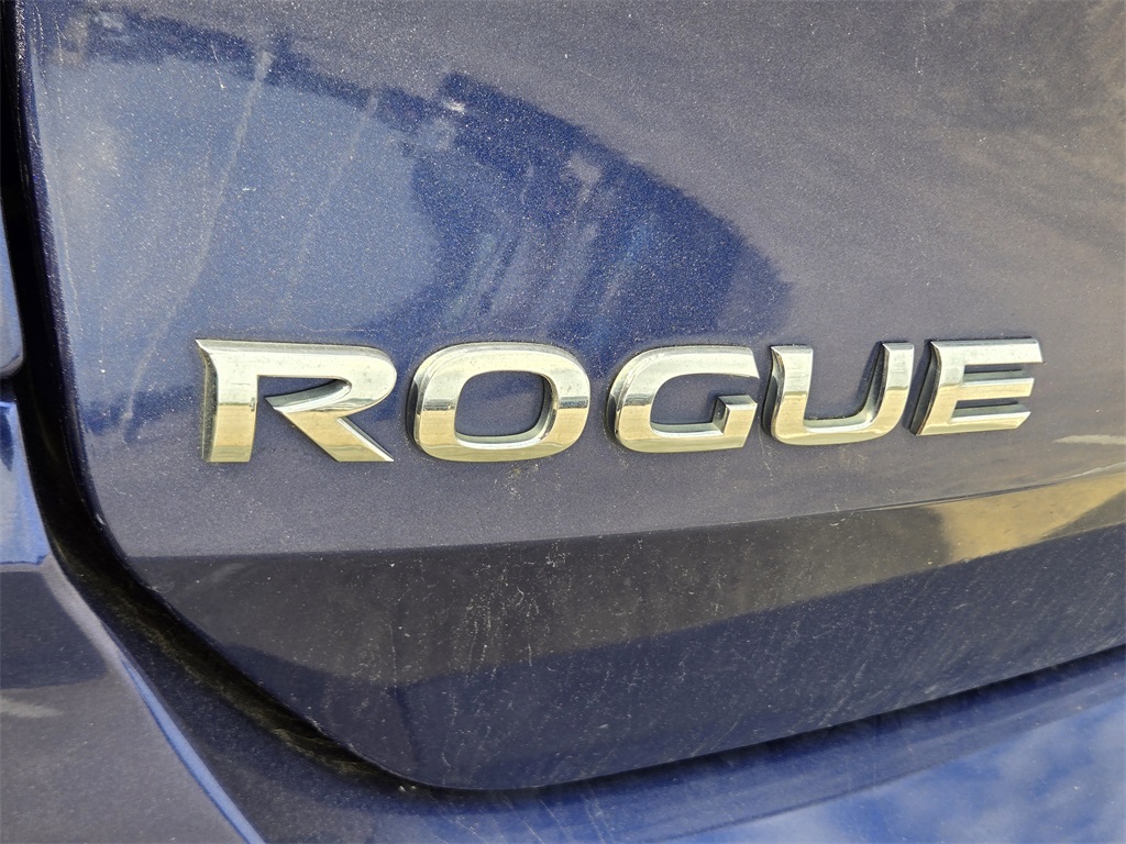 2018 Nissan Rogue S Blue at Autostrade
