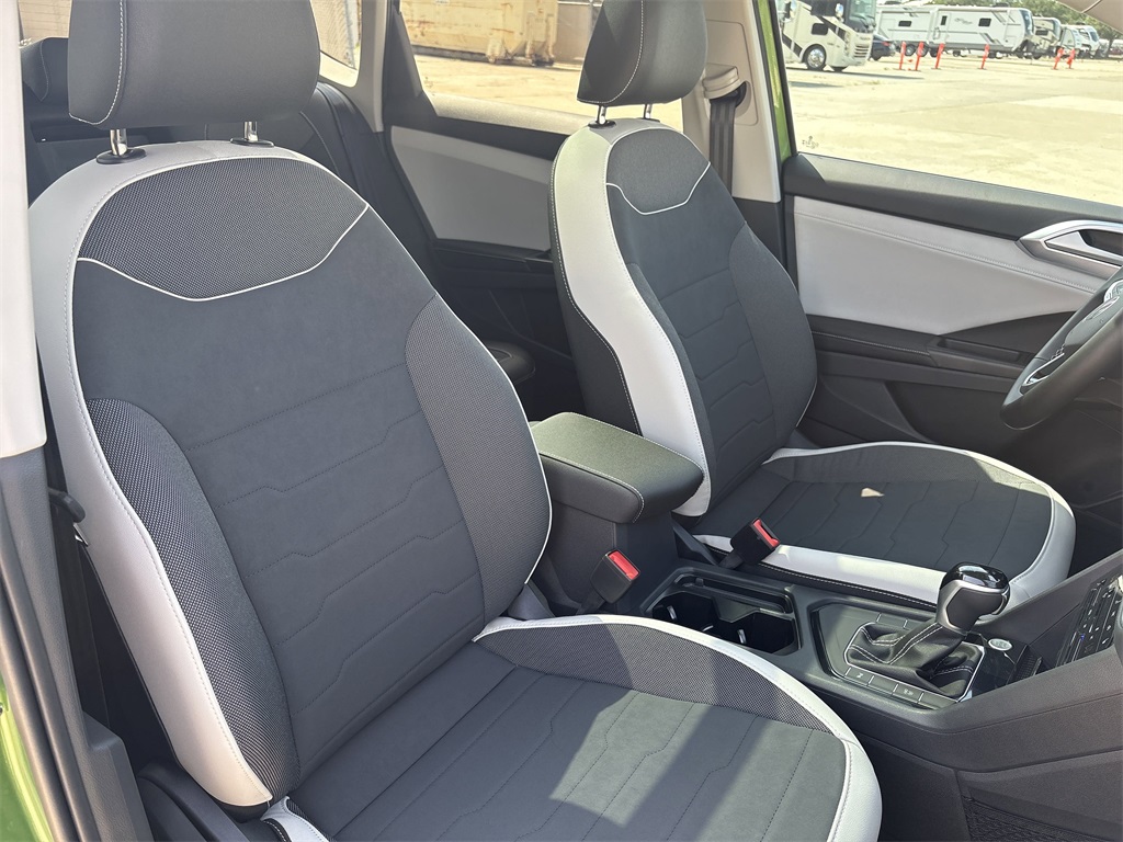 2025 Volkswagen Taos 1.5T SE Green at DeMontrond Auto Country