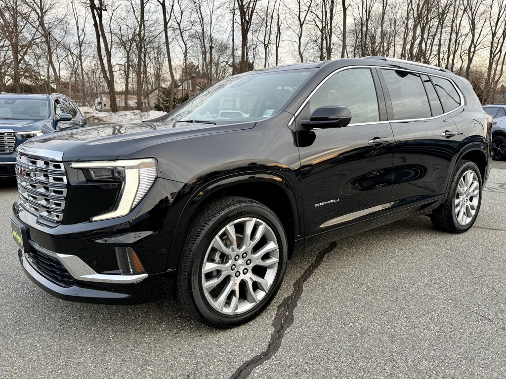 2024 GMC Acadia Denali AWD