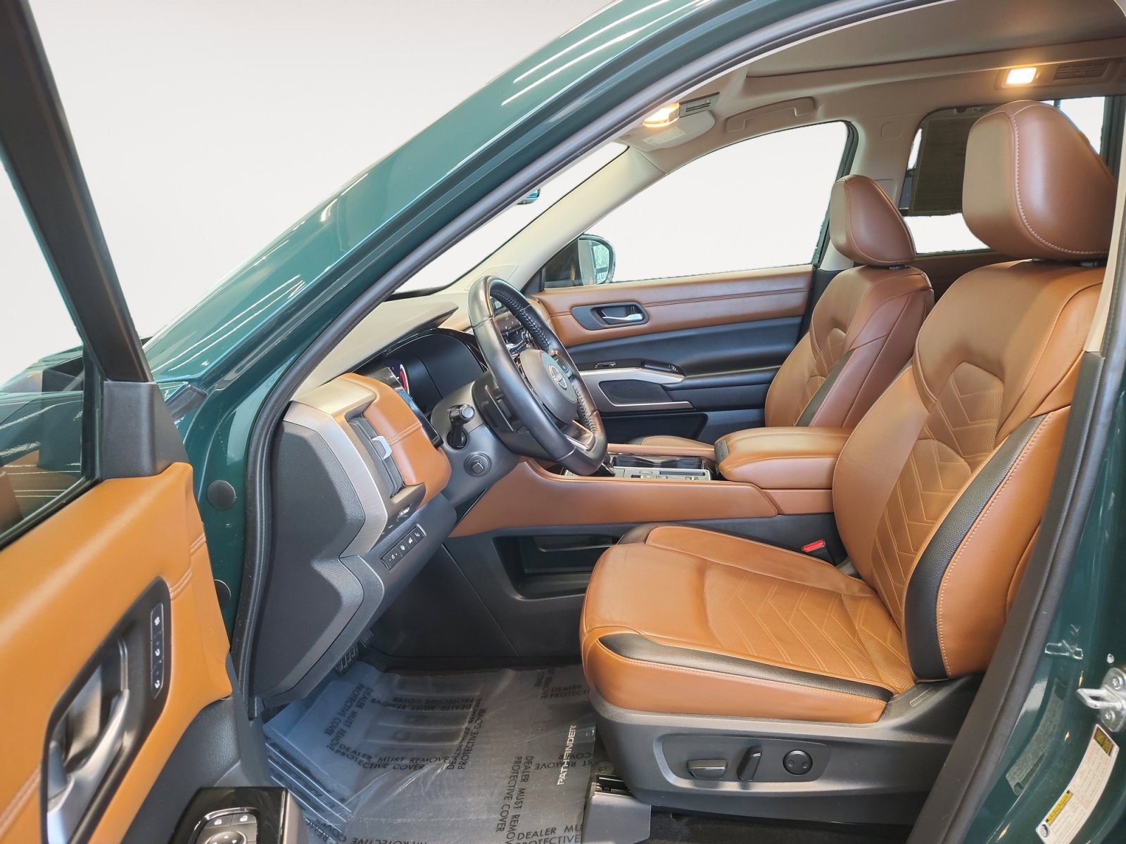 Used Car 2022 Nissan Pathfinder  Platinum For Sale Under $30,000 In San Antonio, Texas