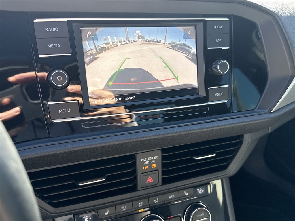 2021 Volkswagen Jetta R-Line White at Autostrade