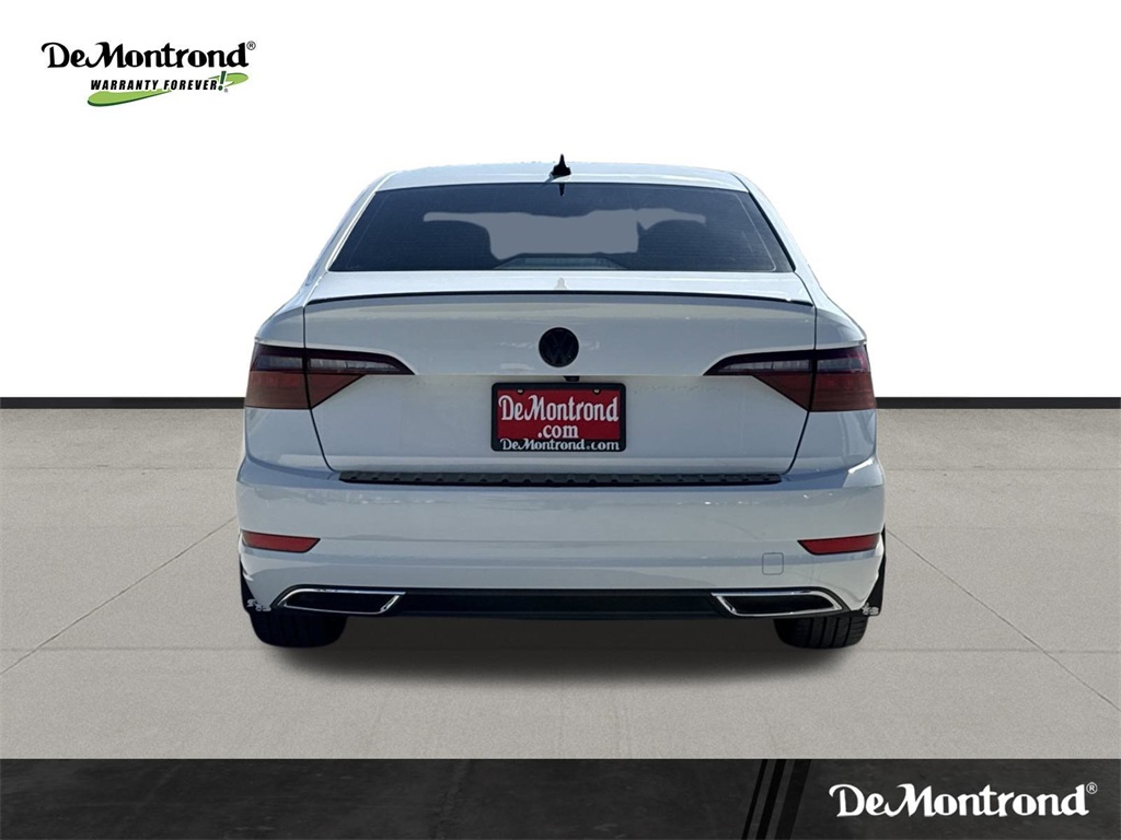 2021 Volkswagen Jetta R-Line White at Autostrade