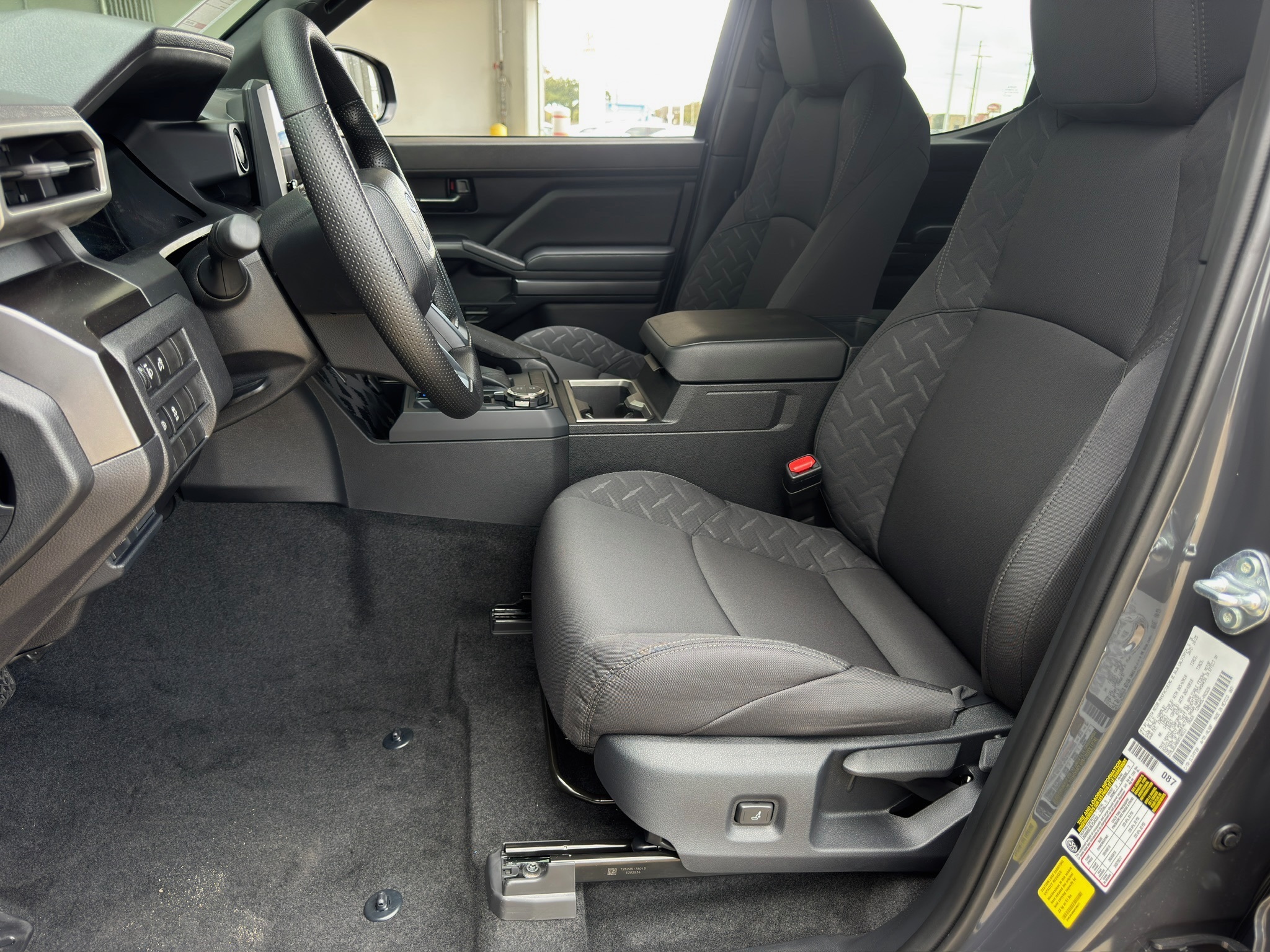 2025 Toyota Tacoma SR5 - 6