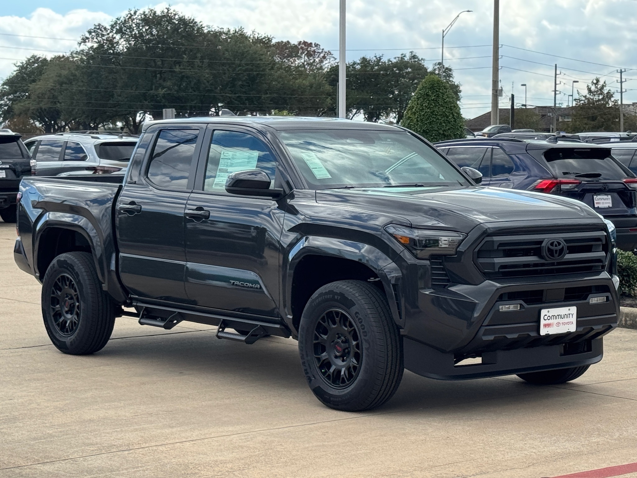 2025 Toyota Tacoma SR5 - 7