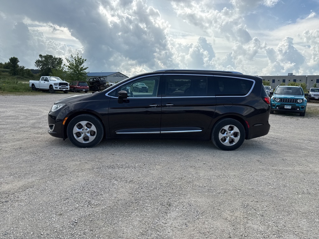 2017 Chrysler Pacifica