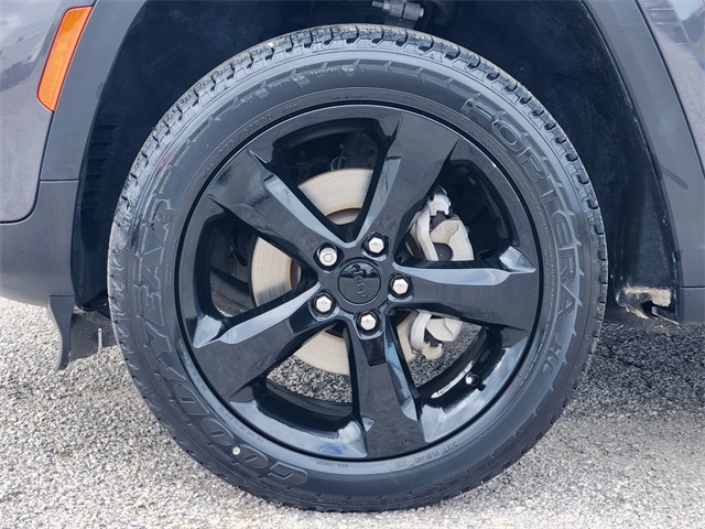 2024 Jeep Grand Cherokee Altitude X Gray at Mac Haik CDJR North Houston