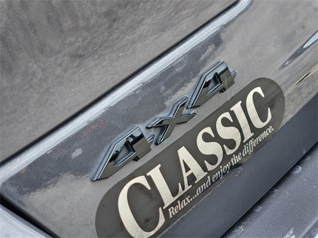 2024 Jeep Grand Cherokee Altitude X Gray at Mac Haik CDJR North Houston