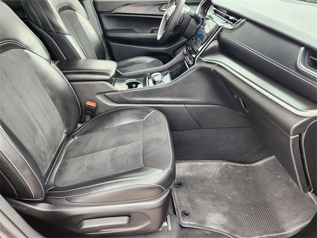 2024 Jeep Grand Cherokee Altitude X Gray at Mac Haik CDJR North Houston